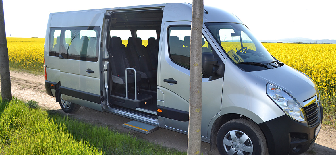 Minibus Opel Movano